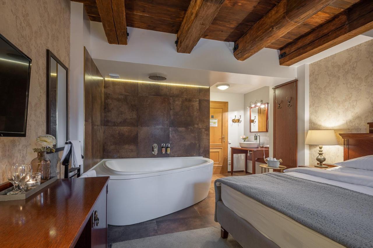 Pytloun Chateau Hotel Ctenice براغ المظهر الخارجي الصورة